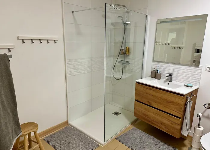 Cosy With Cinema Feriehus Grandcamp-Maisy