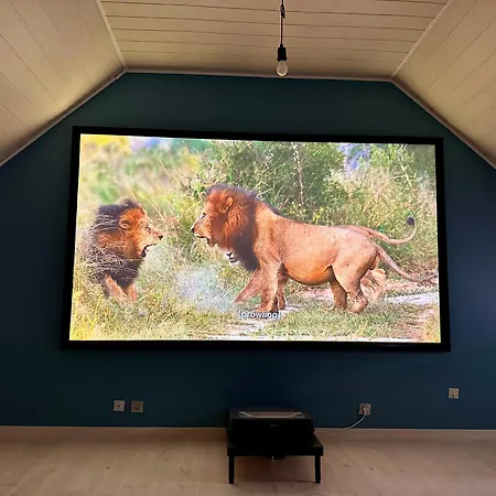 Prázdninový dům Cosy With Cinema