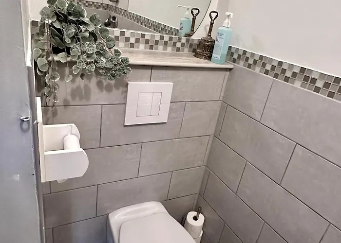 Дом отдыха Cosy With Cinema *