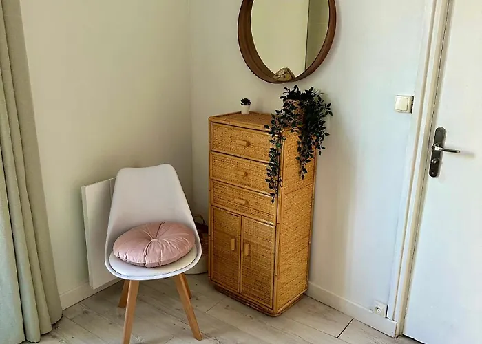 Дом отдыха Cosy With Cinema *